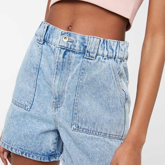 NWOT JEAN High Rise Denim Carpenter Shorts with elastic back waist Sz M - Picture 3 of 11